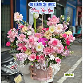 Giỏ hoa Tulip, hoa hồng, cúc mẫu đơn - HG645