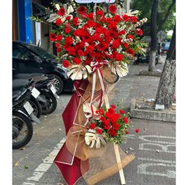 Kệ hoa chúc mừng tone đỏ - KH229