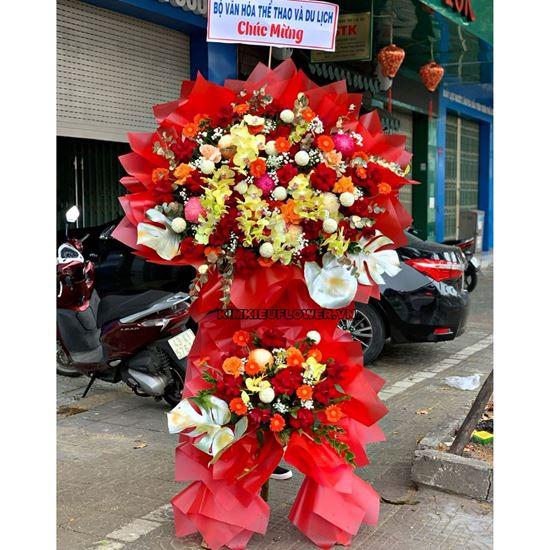 Kệ hoa chúc mừng hồ điệp vàng - KH240