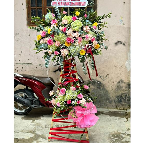 Kệ hoa chúc mừng cẩm tú cầu mix hoa hồng - KH242