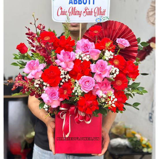 giỏ hoa hồng dâu mix hồng đỏ - HG684