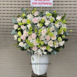 Bình hoa hồng kem, cát tường xanh - BI284