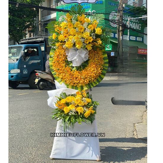 Vòng hoa viếng lan vàng, hồng vàng - KV207