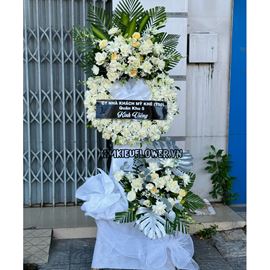 Vòng hoa viếng tone trắng - KV235