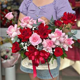 giỏ hoa hồng lạc thần mix hồng đỏ - HG738