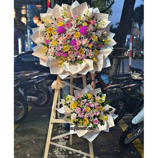 Kệ hoa chúc mừng cúc mẫu đơn mix lan vũ nữ, hoa hồng - KH312