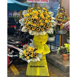 Kệ hoa chúc mừng hướng dương, hoa hồng vàng - KH321