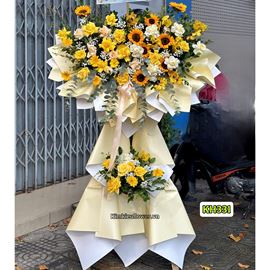 Kệ hoa chúc mừng tone vàng - KH331