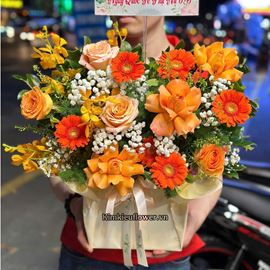 Giỏ hoa chúc mừng tone cam - HG818