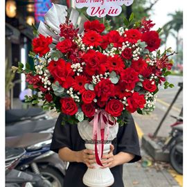 Bình hoa chúc mừng tone đỏ - BI329