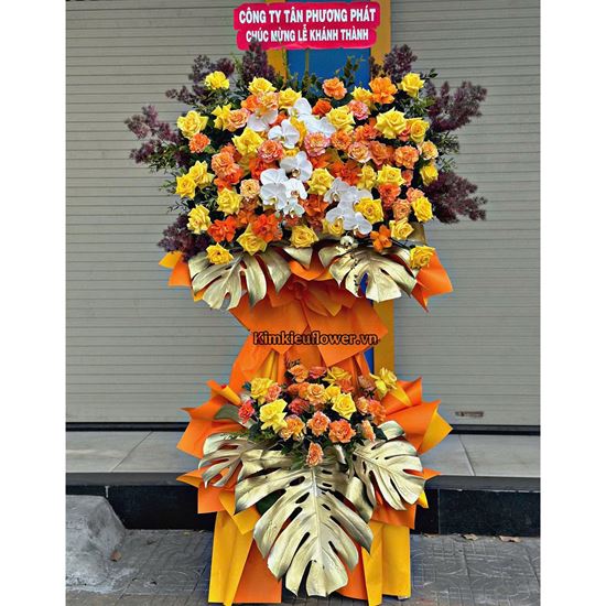 Kệ hoa chúc mừng tone cam mix hồ điệp trắng - KH404