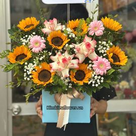 Giỏ hoa hướng dương mix hoa hồng, đồng tiền - HG826