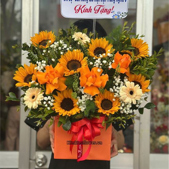 Giỏ hoa chúc mừng tone cam - HG831