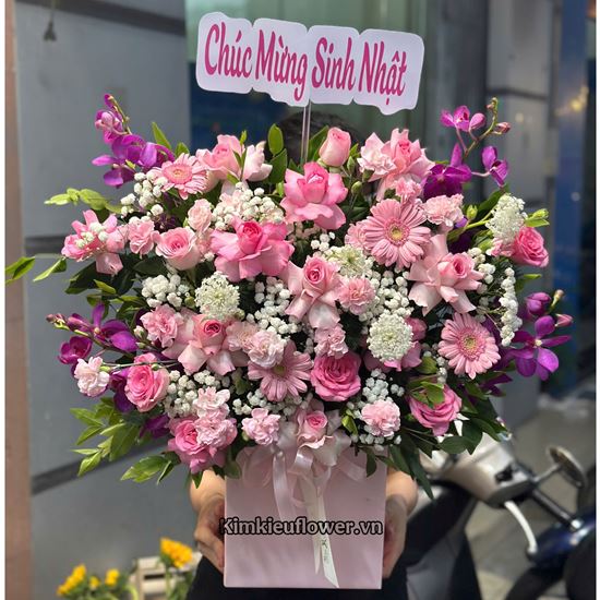 Giỏ hoa chúc mừng tone hồng - HG847