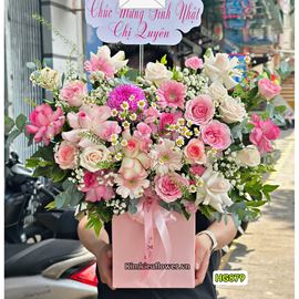 giỏ hoa tone kem mix hồng - HG879
