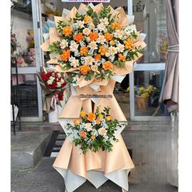 Kệ hoa chúc mừng tone cam, mỡ gà - KH416